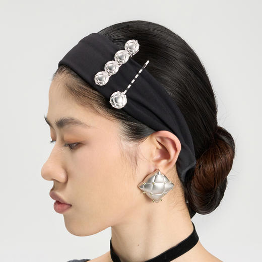 [福利价]lost in echo2024秋季新款枕头系列银色一字发夹碎发侧边发卡女 商品图1