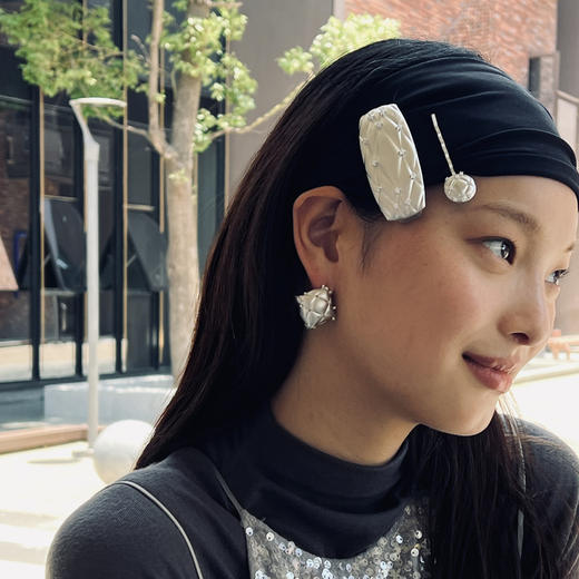 [福利价]lost in echo2024秋季新款小众高级银色侧边碎发夹子发夹发卡女 商品图2
