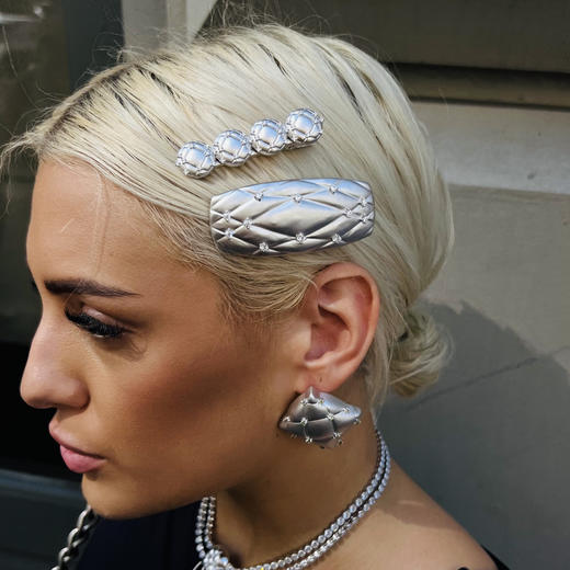 [福利价]lost in echo2024秋季新款小众高级银色侧边碎发夹子发夹发卡女 商品图3