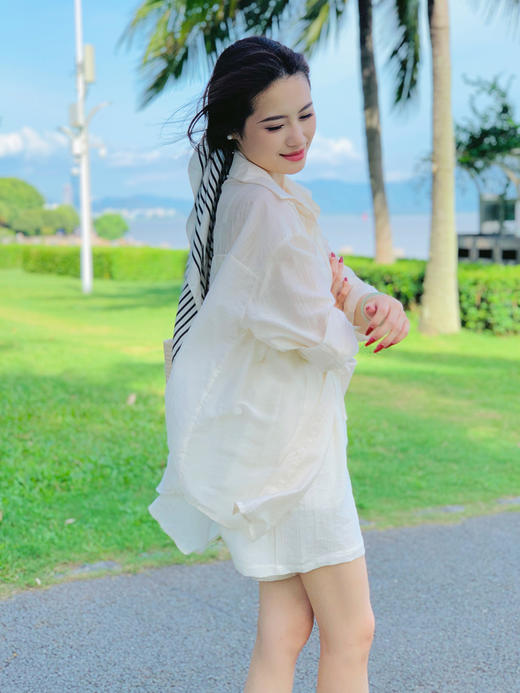 【百图lulu定制】【氧气天丝三件套】清凉天丝防晒 天丝+吊带+短裤三件套 商品图4