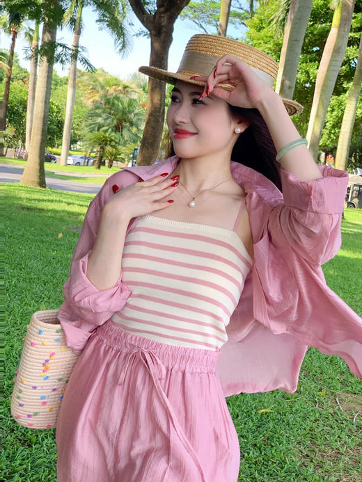 【百图lulu定制】【氧气天丝三件套】清凉天丝防晒 天丝+吊带+短裤三件套 商品图13