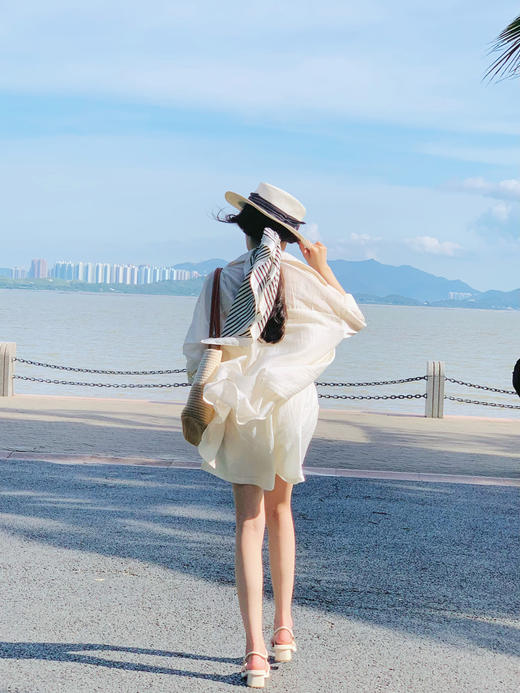 【百图lulu定制】【氧气天丝三件套】清凉天丝防晒 天丝+吊带+短裤三件套 商品图8