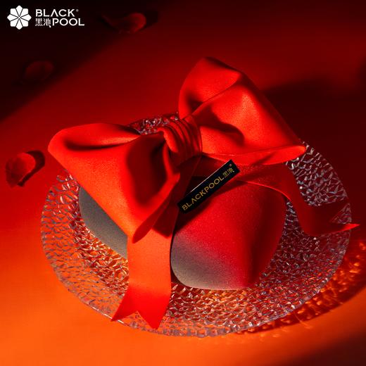 （配送到家）偏爱，草莓海盐芝士慕斯（红黑） 商品图1