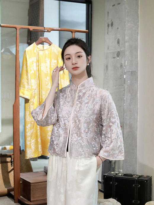 盛唐牡丹 |意大利进口蕾丝小立领外套 商品图0