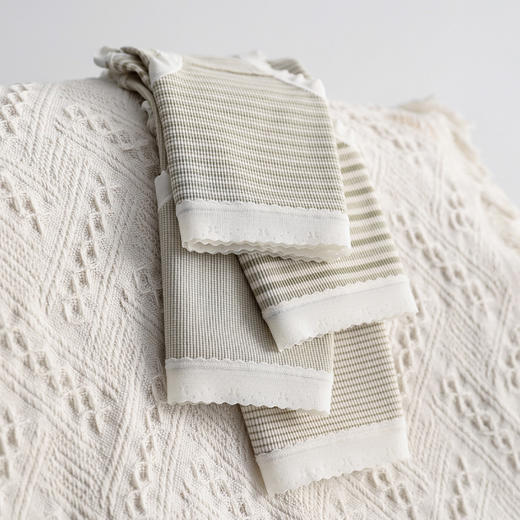 芬腾四条装内裤女四季款中腰性感舒适抗菌透气全棉内裆三角短裤头 商品图2