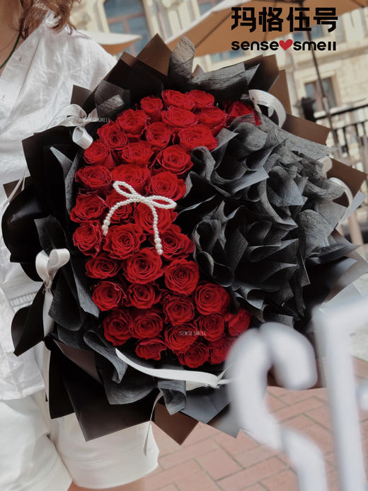 七夕月亮玫瑰（红玫瑰） 商品图1