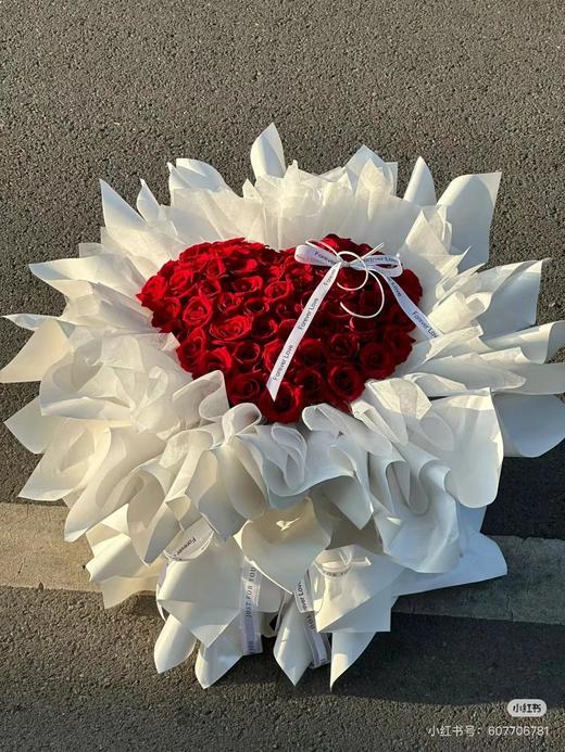 66枝玫瑰花束 商品图9