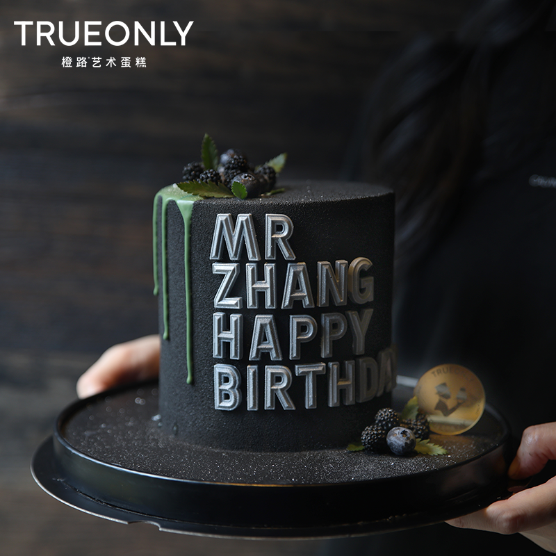 【亚度尼斯】黑色，绅士的夜色美学