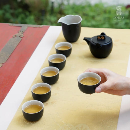 陆宝台湾茶具整套 陶瓷高档家用功夫茶具套装茶壶茶杯礼盒装 称心如意 禅风黑 9件（仅1套，无货退款 商品图4