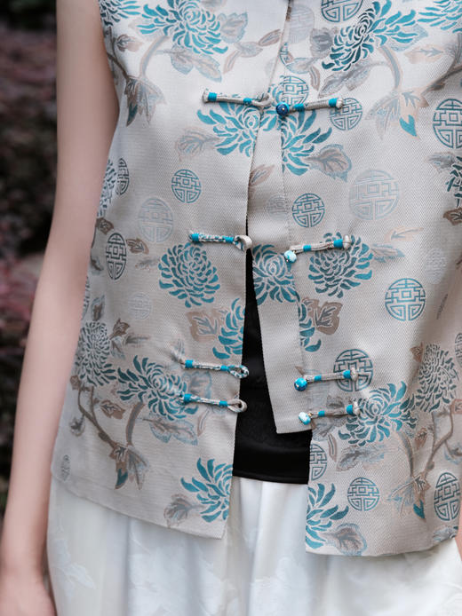 盛唐婧 |真丝宋锦兰庭丝菊对襟马甲 商品图2