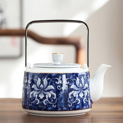 成艺锦上添花 釉下青花瓷景德镇陶瓷茶具套装整套家用提梁壶茶壶茶杯锦上添花古道壶7入 商品图9