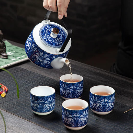 成艺锦上添花 釉下青花瓷景德镇陶瓷茶具套装整套家用提梁壶茶壶茶杯锦上添花古道壶7入 商品图2