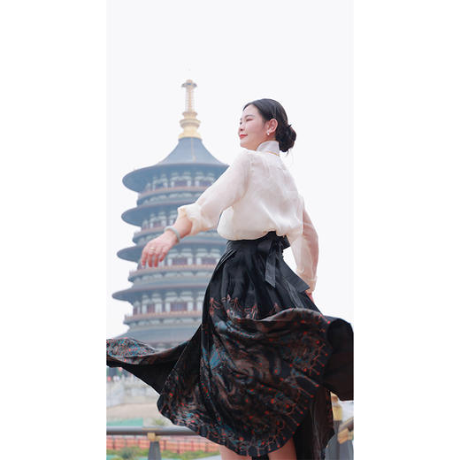 【线上专属】岸芷汀兰-立领衬衫（24810913Y-琉璃） 商品图0