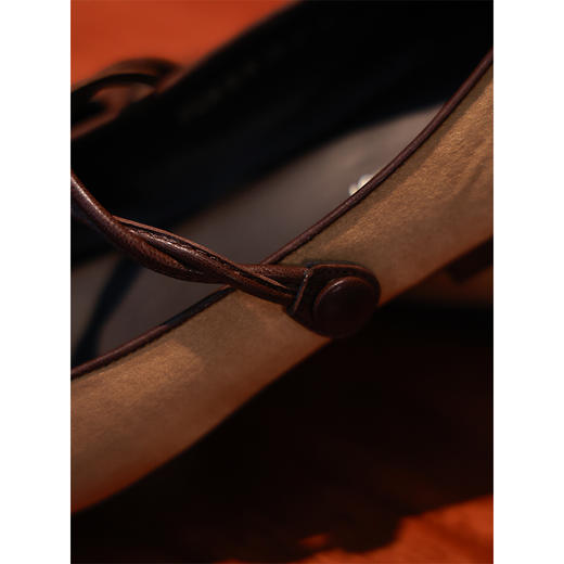 【抖音专属】女单鞋（21C25B-25-95-黄金色） 商品图3