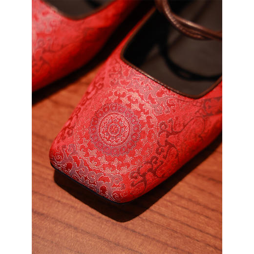 【抖音专属】女单鞋（21C25B-25-92-红色） 商品图2