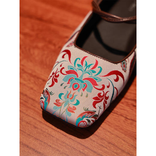 【抖音专属】女单鞋（21C25B-25-93-杏色） 商品图2