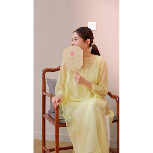 【线上专属】圆领连衣裙（24707802-女贞黄） 商品图1