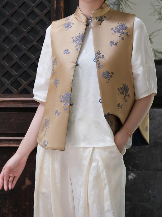 瑕疵| 盛唐牡丹 |双面穿真丝花蕾缎马甲[特价品](特殊商品不退不换) 商品图3