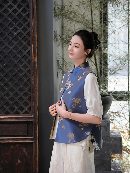 瑕疵| 盛唐牡丹 |双面穿真丝花蕾缎马甲[特价品](特殊商品不退不换) 商品图0