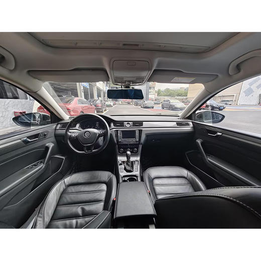 大众 帕萨特 330TSI DSG尊荣版【长租-北京】 商品图5