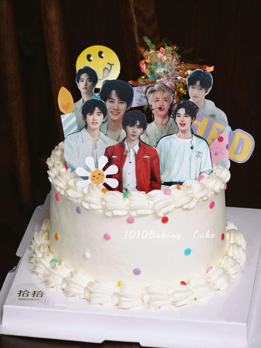 「时代少年团」明星粉丝应援蛋糕·巧克力糯米糖纸·订制照片·100%动物奶油（附图6寸·提前24小时预订） 商品图1