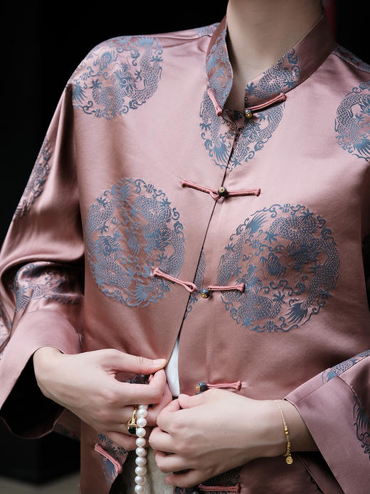 瑕疵|盛唐婧 |真丝库缎龙纹外套-红棕色 商品图1