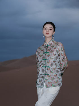盛唐婧 |中式国风孔雀蝴蝶宋锦对襟外套