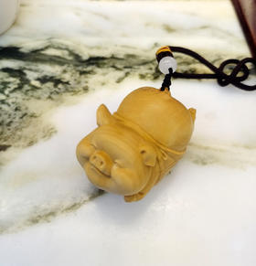 飞天猪°黄杨木小挂件