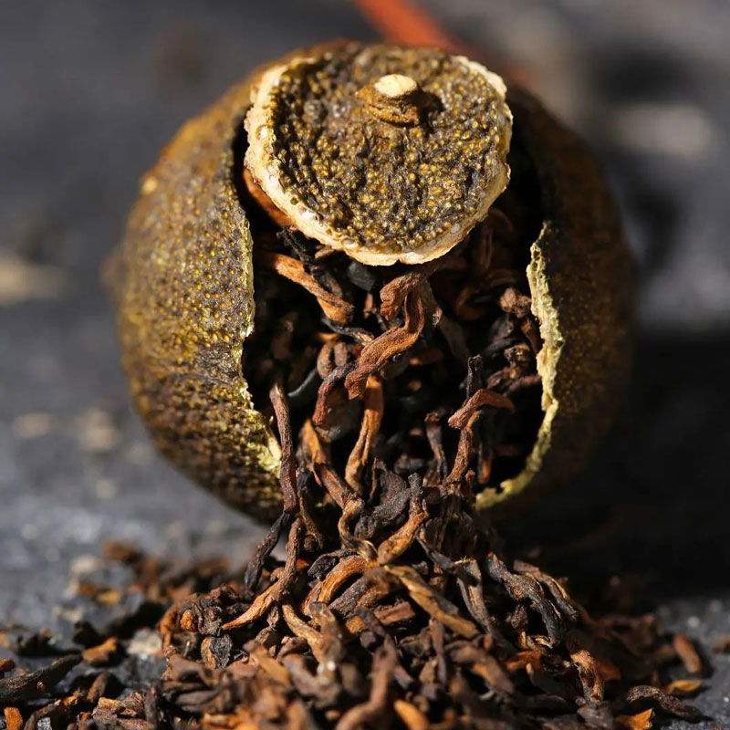 伟德bv1946官网-老铺黄金2025年净利预计增超220%股价一度拉升近4%