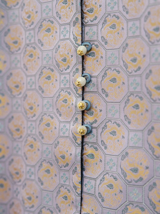 盛唐婧 |中式国风真丝宋锦对襟马甲 商品图8