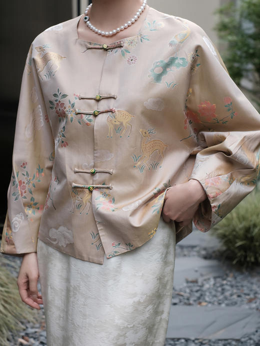 盛唐婧 |真丝宋锦梅花鹿对襟外套 商品图1