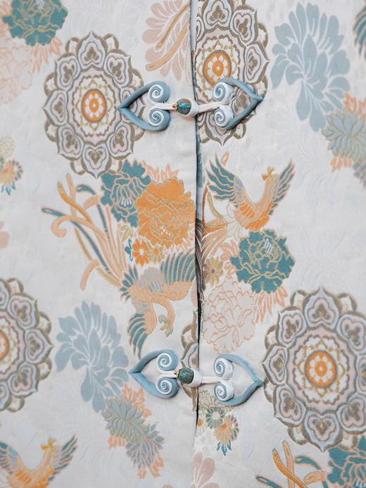 盛唐婧 |涅槃重生中式国风宋锦对襟马甲 商品图3