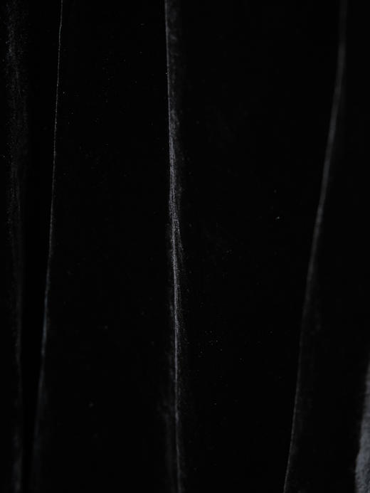 盛唐婧 |新中式丝绒阔腿裤黑色 商品图2