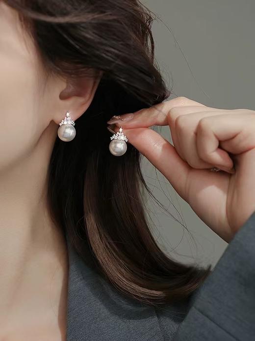 冰雪女王施华洛姆贝珍珠项链耳钉套装 商品图6