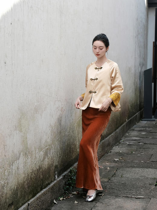 盛唐婧 |新中式丝绒鱼尾半裙-橘色 商品图2