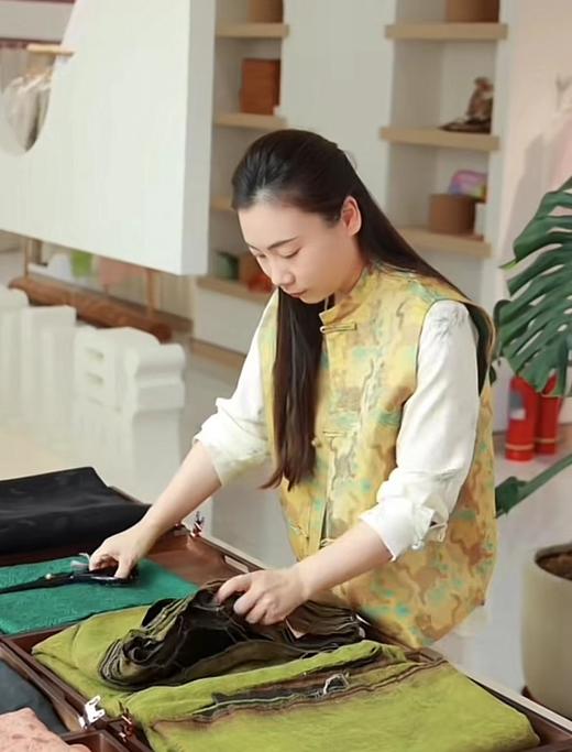 【抖音专属】立领马甲（24704733-鞠衣） 商品图1