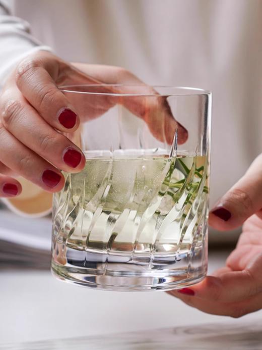 BOHEMIA捷克进口手工水晶玻璃威士忌杯洋酒杯 家用轻奢送礼谢菲尔德白兰地杯生长凝聚海中女神系列波纹威士忌杯 商品图0