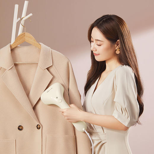 小熊（Bear） 挂烫机 120ml升级水箱 一熨即平 不锈钢面板 48小时发货 商品图1