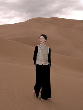 盛唐婧 |新中式丝绒阔腿裤黑色