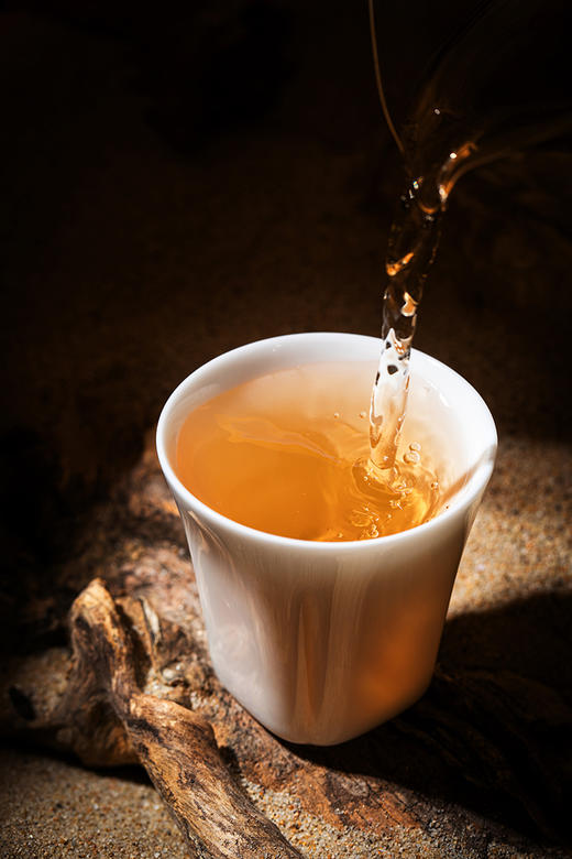 福金花·撬片紧压金花2019·金品礼盒216g(6g*6*6) 商品图6