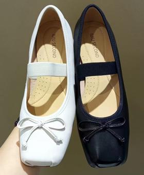西村名物2024年秋季新款蝴蝶结饰扣舒适平底玛丽珍单鞋U24CE38621