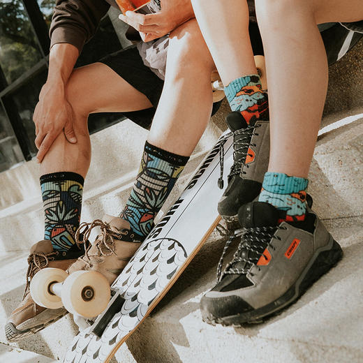 【新品升级199元2双】ZEALWOOD赛乐美丽诺羊毛袜健身训练中筒袜加厚保护防滑 商品图1