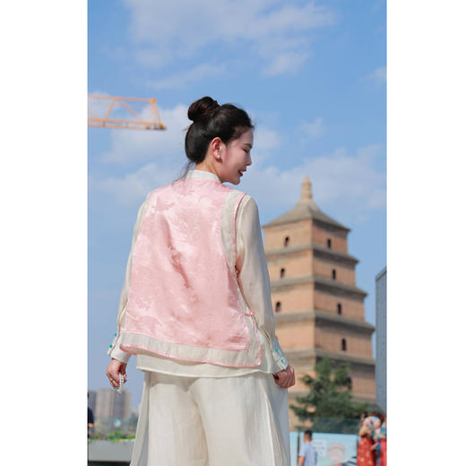 【抖音专属】中式马甲（24704151-檀唇） 商品图4