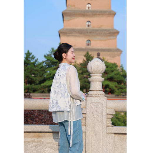 【抖音专属】新中式马甲（24804991青士） 商品图1