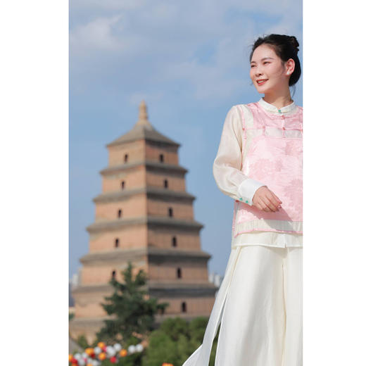 【抖音专属】中式马甲（24704151-檀唇） 商品图6