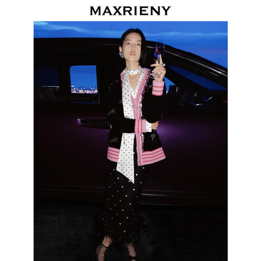玛克门店发货：MAXRIENY撞色刺绣开衫外套(货号:MC88JA807) 商品图2