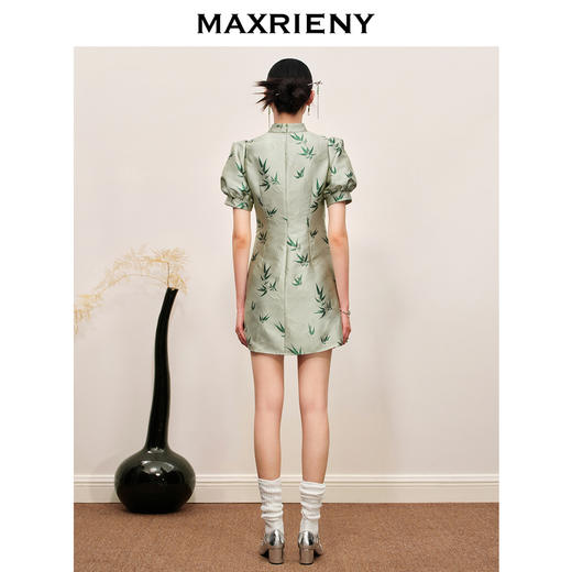 玛克门店发货：MAXRIENY国风新中式连衣裙薄荷曼波风穿搭(货号:MC88DR546) 商品图3