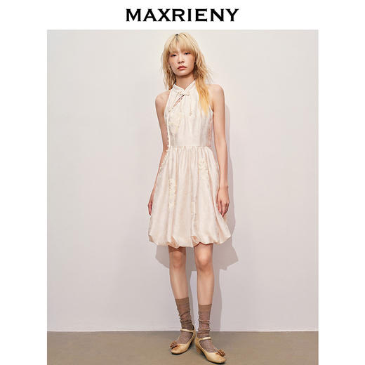 玛克门店发货：MAXRIENY华丽新中式玫瑰钉珠流苏连衣裙(货号:MC85DR351) 商品图2