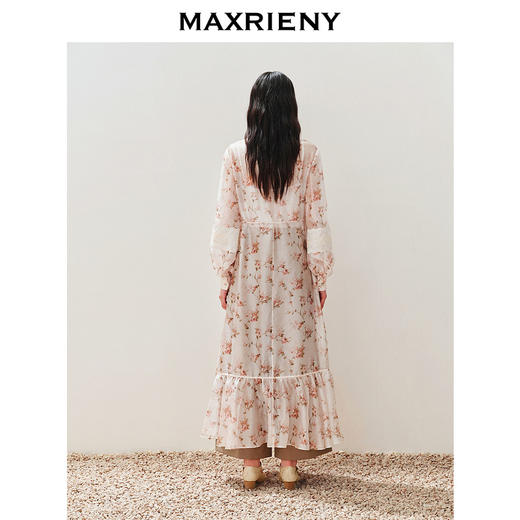玛克门店发货：MAXRIENY浪漫复古绣花外套宽松中长款(货号:MC85JA258) 商品图3