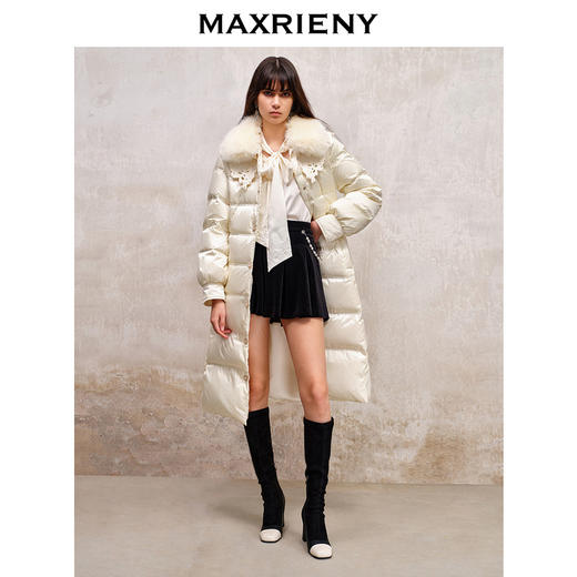 MAXRIENY*复古感绣花领羽绒服长款2023秋冬新款翻领毛绒外套(货号:MS88DC536) 商品图1